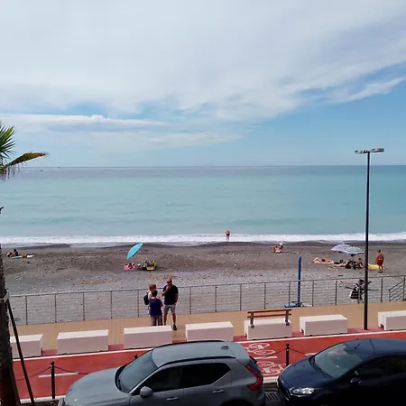 Fronte Mare Apartment